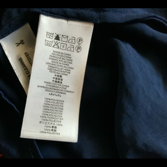 Michael’s Kors 2 piece Set - Picture 6 of 8